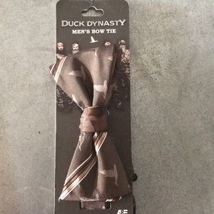 Duck Dynasty Brand Bow Tie